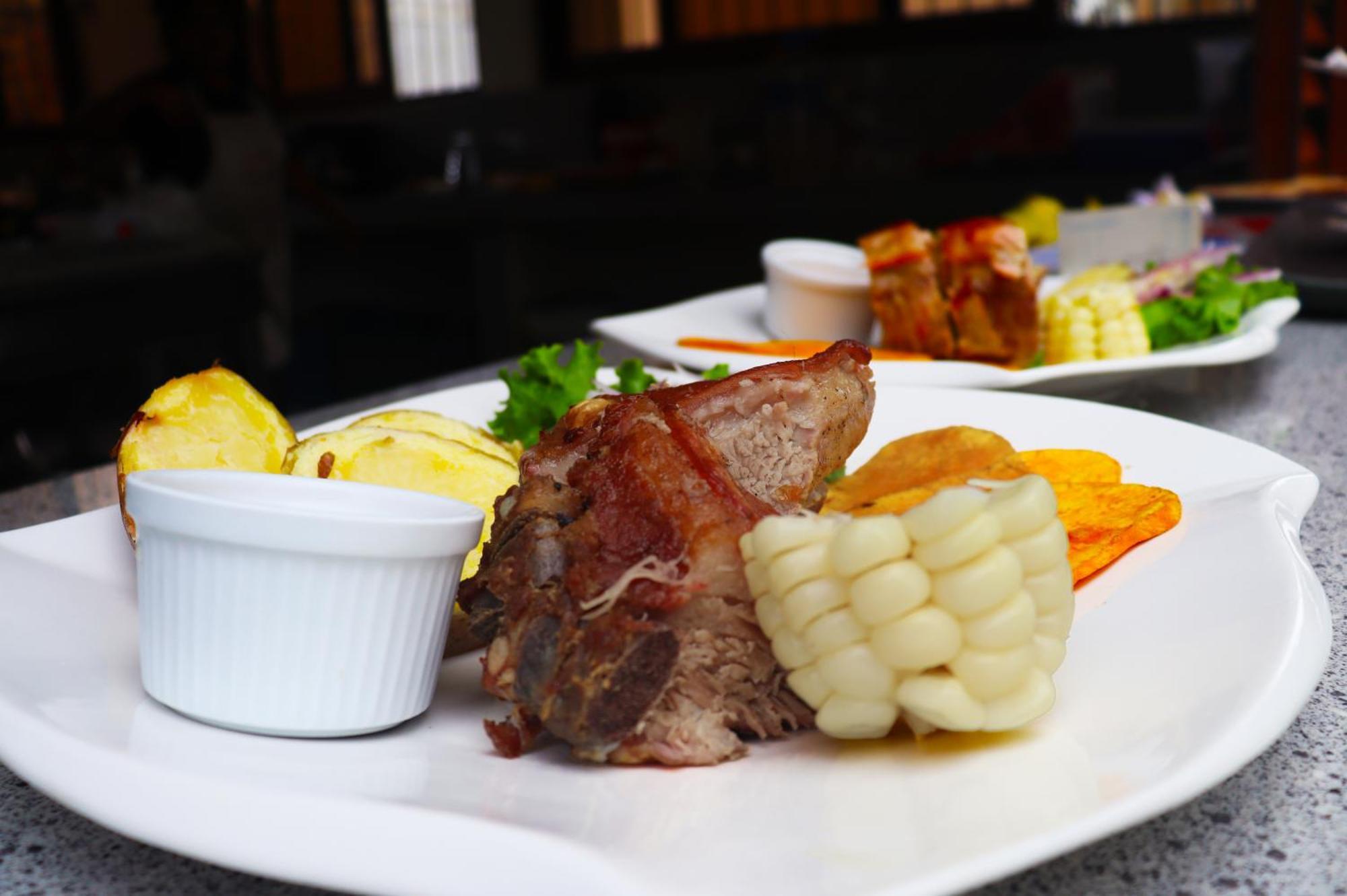 Los Andes - Restaurant & Bungalows Сьєнегуїлья Екстер'єр фото