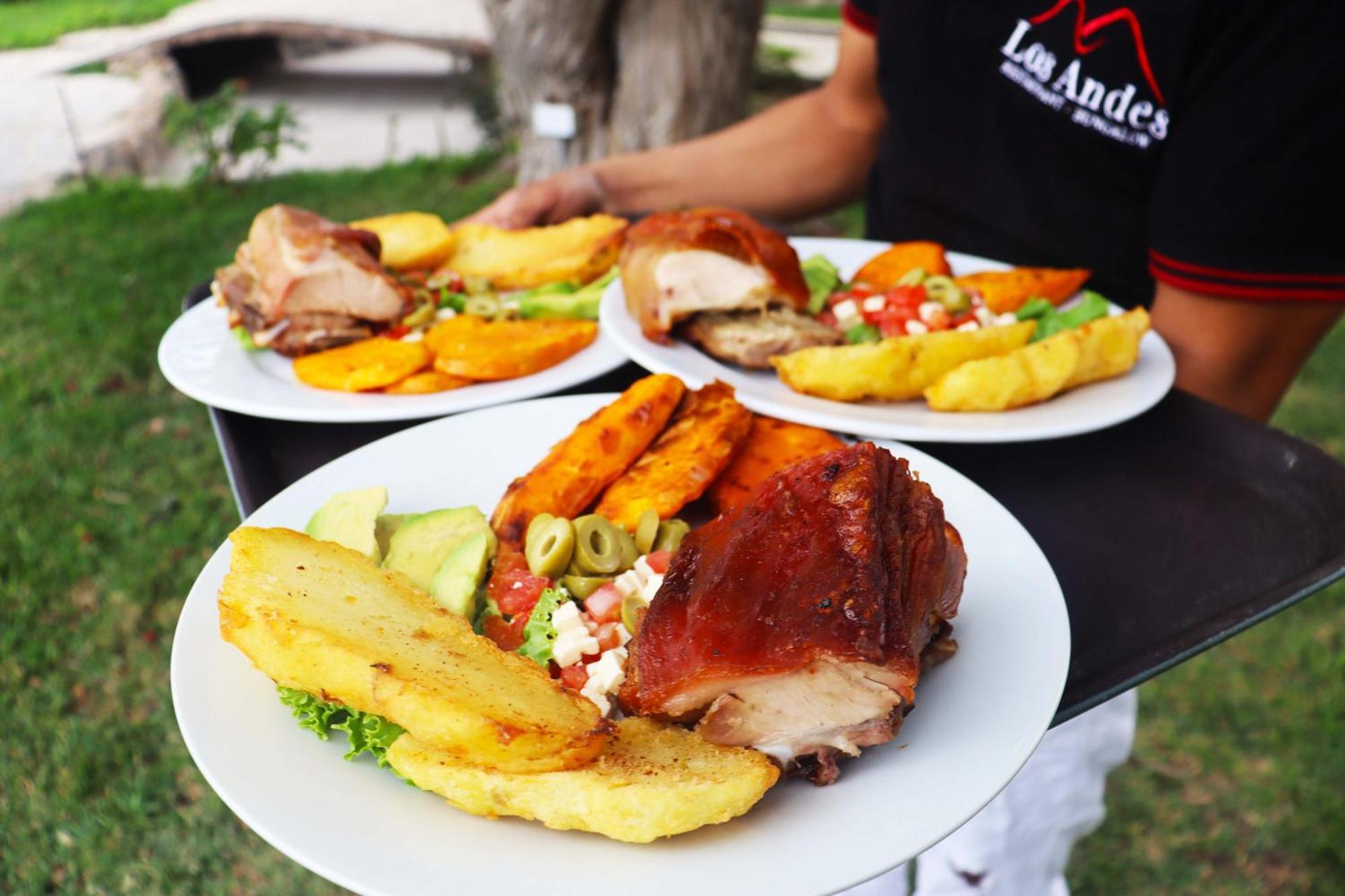 Los Andes - Restaurant & Bungalows Сьєнегуїлья Екстер'єр фото