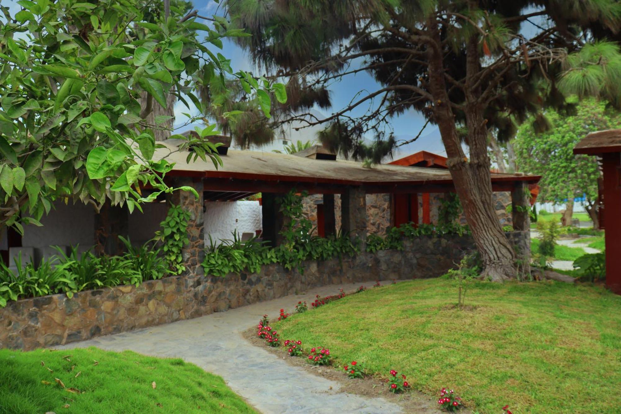 Los Andes - Restaurant & Bungalows Сьєнегуїлья Екстер'єр фото