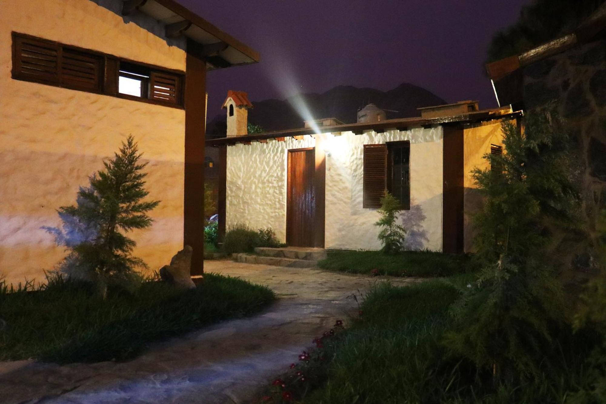 Los Andes - Restaurant & Bungalows Сьєнегуїлья Екстер'єр фото
